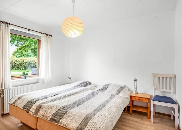 Casa de Férias Jalmari - 3-5km From The Sea By Interhome