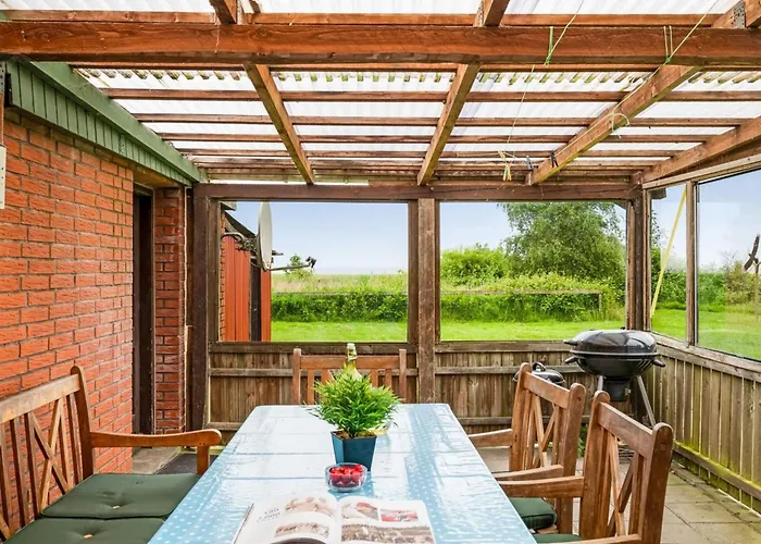 Casa de Férias Jalmari - 3-5km From The Sea By Interhome